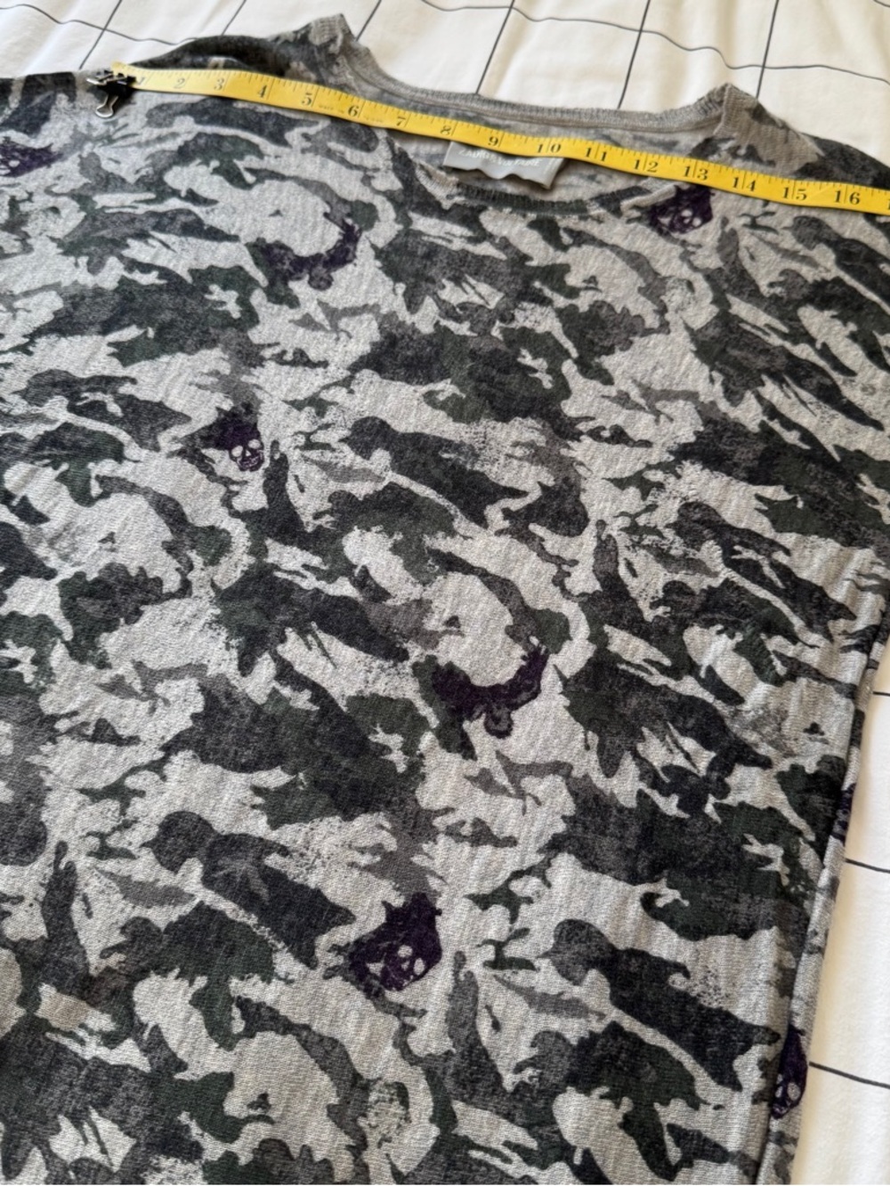 Zadig & Voltaire Gray Camo and Skulls Print Cashmere Sweater size M - Picture 9 of 14